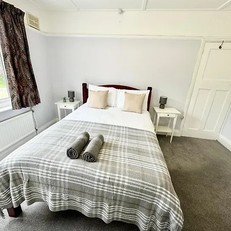 Bright Near Southmead Privatunterkunft *