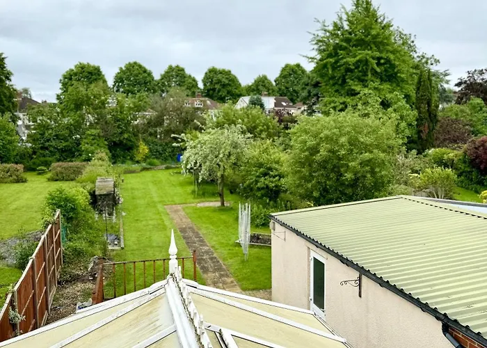 Bright Near Southmead *